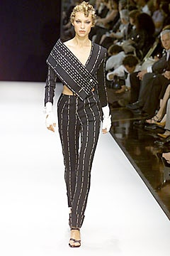 Gianfranco Ferré S/S 00 Look 11