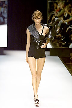 Gianfranco Ferré S/S 00 Look 23