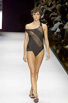 Gianfranco Ferré S/S 00 Look 25