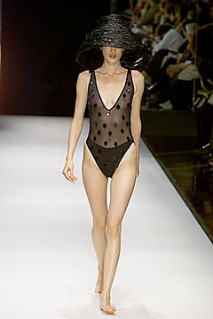 Gianfranco Ferré S/S 00 Look 28