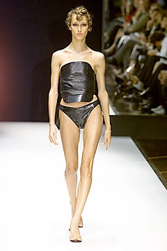 Gianfranco Ferré S/S 00 Look 29
