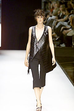 Gianfranco Ferré S/S 00 Look 32