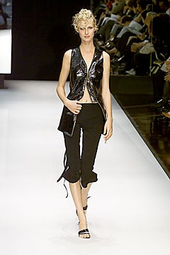 Gianfranco Ferré S/S 00 Look 34
