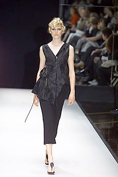 Gianfranco Ferré S/S 00 Look 42