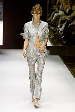 Gianfranco Ferré S/S 00 Look 47