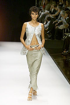 Gianfranco Ferré S/S 00 Look 49