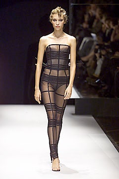 Gianfranco Ferré S/S 00 Look 83