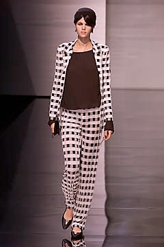 Giorgio Armani S/S 01 Look 8