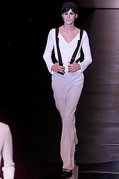 Giorgio Armani S/S 01 Look 15