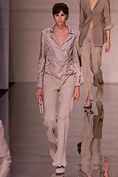 Giorgio Armani S/S 01 Look 34