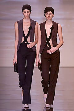 Giorgio Armani S/S 01 Look 45