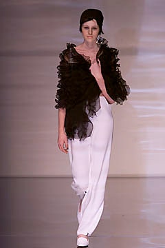 Giorgio Armani S/S 01 Look 64