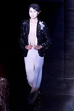Giorgio Armani S/S 01 Look 95