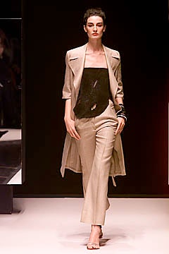 Gianfranco Ferré S/S 01 Look 2