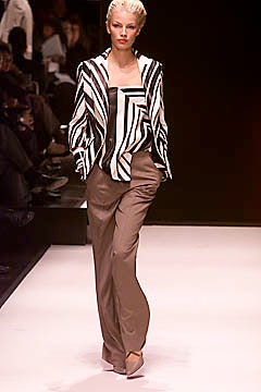 Gianfranco Ferré S/S 01 Look 5