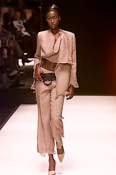 Gianfranco Ferré S/S 01 Look 12