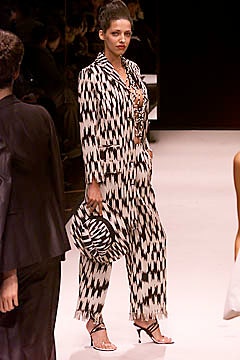 Gianfranco Ferré S/S 01 Look 27
