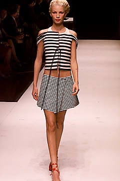 Gianfranco Ferré S/S 01 Look 45