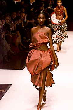 Gianfranco Ferré S/S 01 Look 59