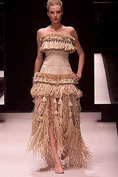 Gianfranco Ferré S/S 01 Look 63