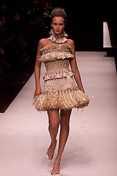 Gianfranco Ferré S/S 01 Look 64