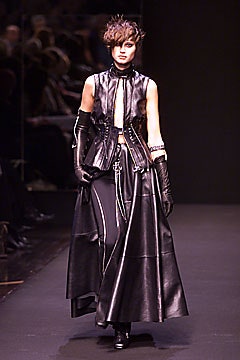 Gianfranco Ferré F/W 01 Look 12
