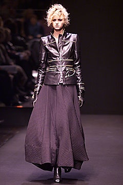 Gianfranco Ferré F/W 01 Look 13