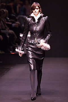 Gianfranco Ferré F/W 01 Look 17