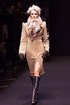 Gianfranco Ferré F/W 01 Look 18