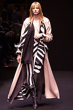 Gianfranco Ferré F/W 01 Look 19
