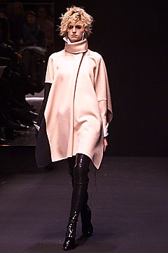 Gianfranco Ferré F/W 01 Look 37