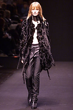 Gianfranco Ferré F/W 01 Look 58