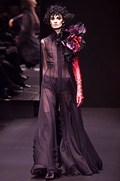 Gianfranco Ferré F/W 01 Look 75