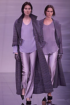 Giorgio Armani F/W 01 Look 8