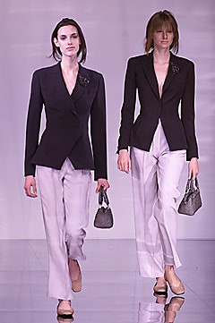 Giorgio Armani F/W 01 Look 11