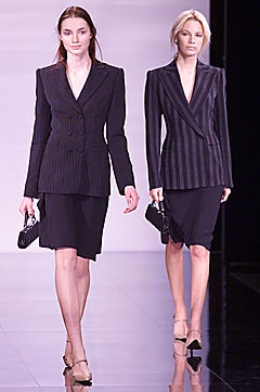 Giorgio Armani F/W 01 Look 15