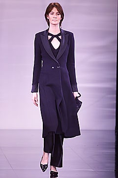 Giorgio Armani F/W 01 Look 37