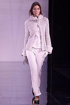 Giorgio Armani F/W 01 Look 40