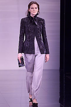 Giorgio Armani F/W 01 Look 51