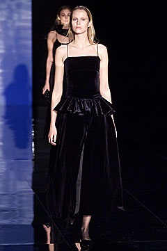 Giorgio Armani F/W 01 Look 55