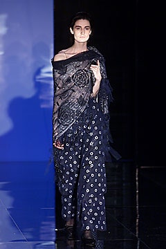 Giorgio Armani F/W 01 Look 61