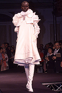 Féraud F/W 01 Couture Look 9