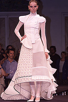 Féraud F/W 01 Couture Look 10