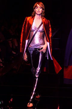 Gianfranco Ferré S/S 02 Look 17