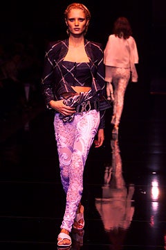 Gianfranco Ferré S/S 02 Look 44