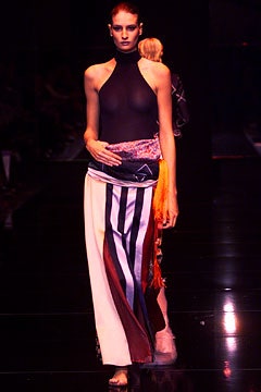 Gianfranco Ferré S/S 02 Look 45