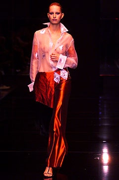 Gianfranco Ferré S/S 02 Look 48
