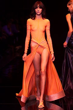 Gianfranco Ferré S/S 02 Look 79