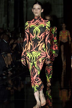 Gianfranco Ferré S/S 02 Look 87