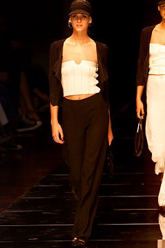 Giorgio Armani S/S 02 Look 13